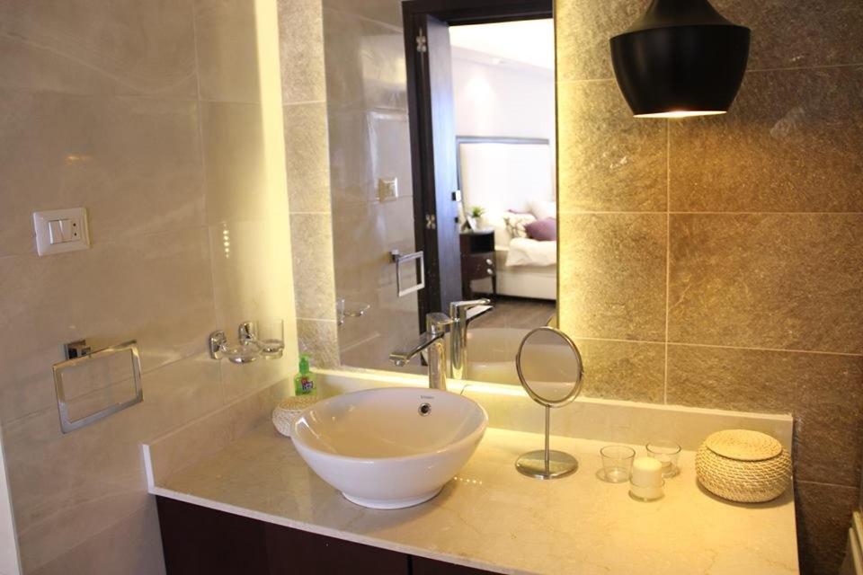 Porto Sokhna Pyramids Apartments Powered By Amer-Group Family Only 아인 수크나 외부 사진