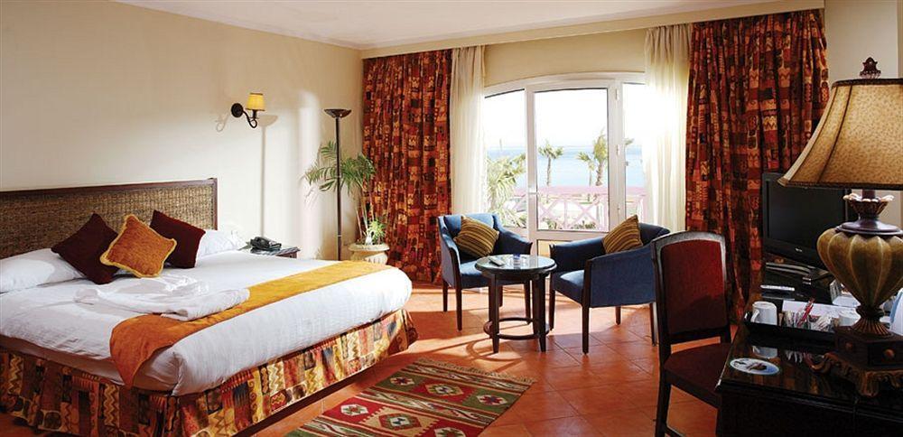 Porto Sokhna Pyramids Apartments Powered By Amer-Group Family Only 아인 수크나 외부 사진