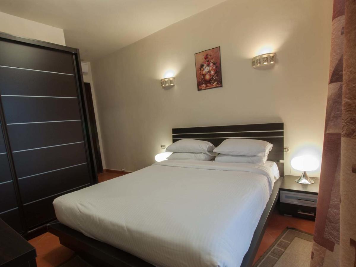 Porto Sokhna Pyramids Apartments Powered By Amer-Group Family Only 아인 수크나 외부 사진