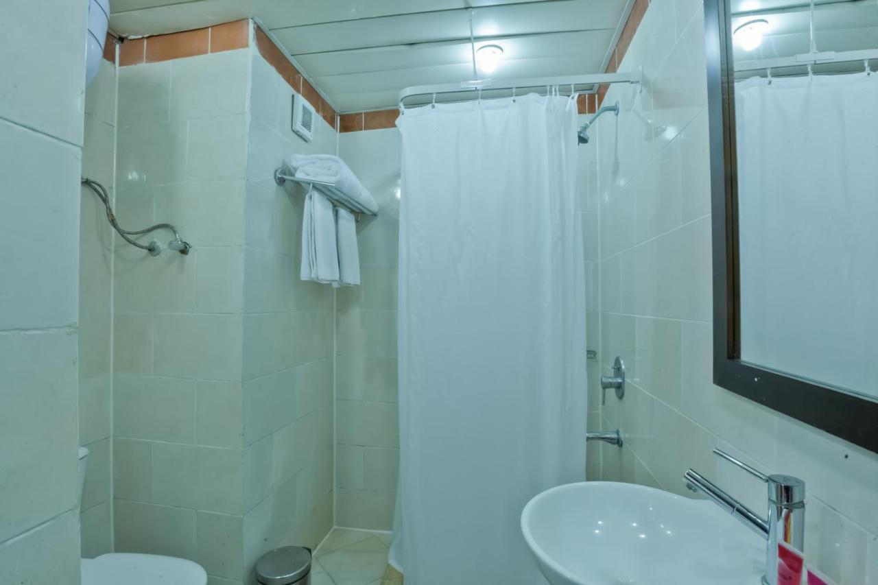 Porto Sokhna Pyramids Apartments Powered By Amer-Group Family Only 아인 수크나 외부 사진