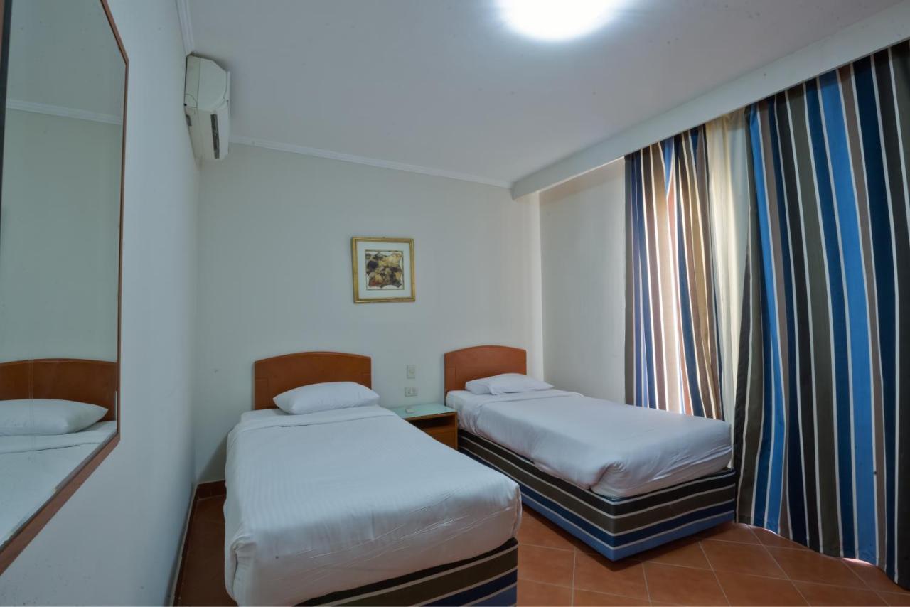 Porto Sokhna Pyramids Apartments Powered By Amer-Group Family Only 아인 수크나 외부 사진